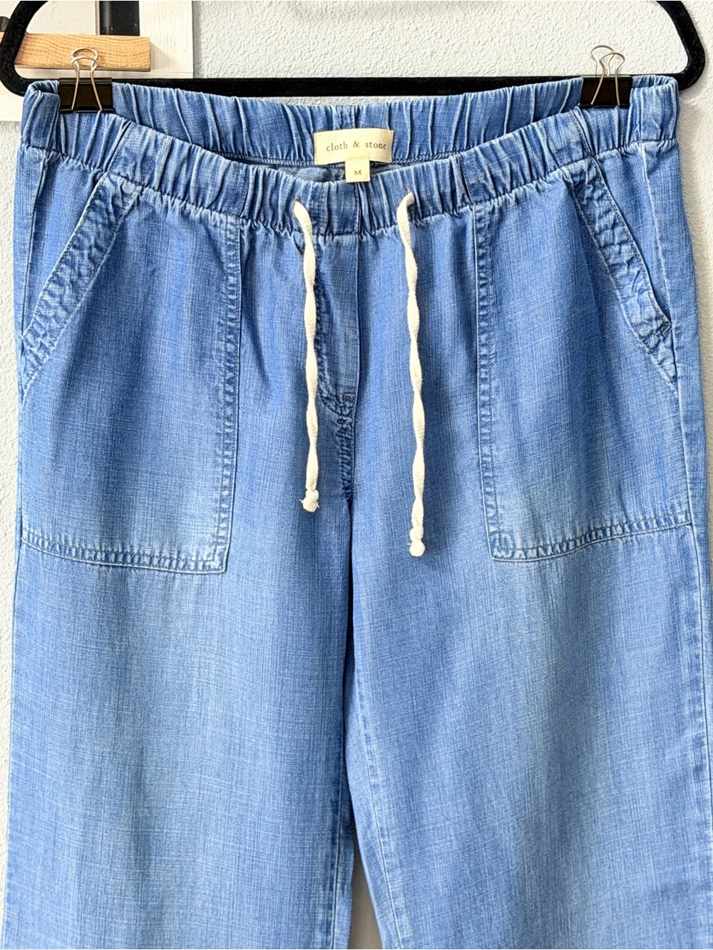 Cloth & Stone Light Blue Drawstring Chambray Pants - Picture 3 of 14